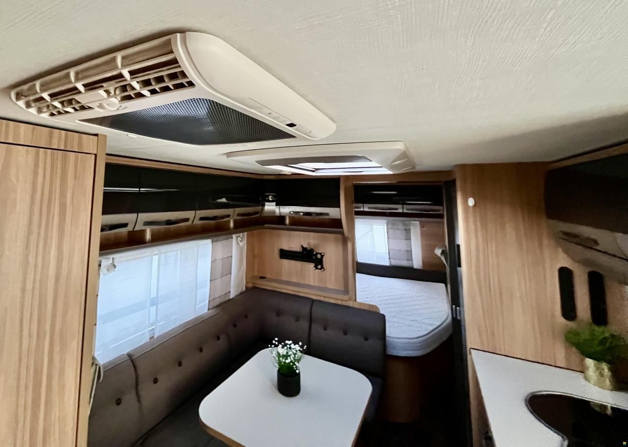 Eriba Exciting 560 mit Kaj&uuml;tenbett