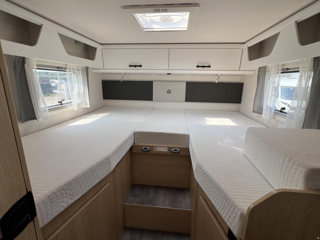 Sunlight T 68 Adventure Edition