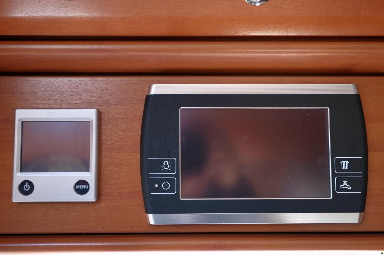 Concorde Carver 821 L