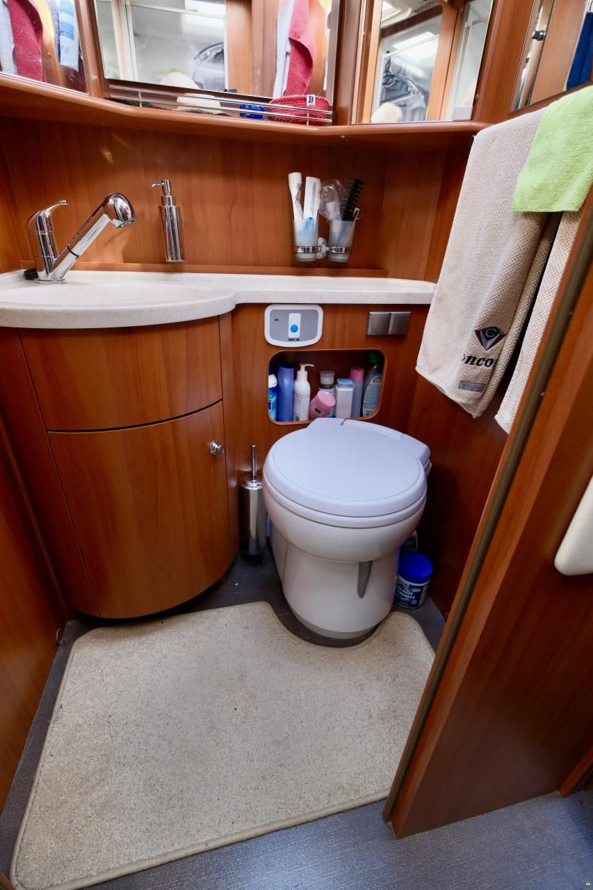 Concorde Carver 821 L