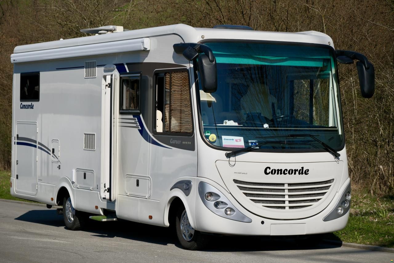 Concorde Carver 821 L