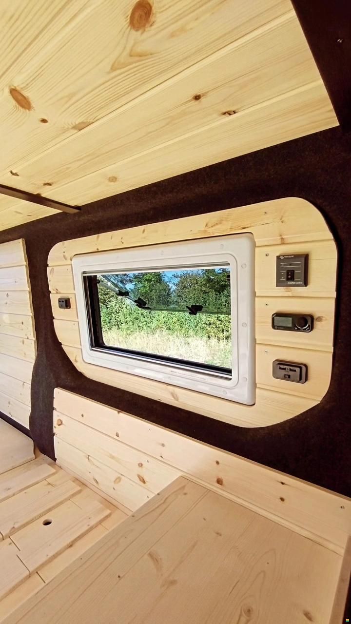 Renault Trafic Camper Van Am&eacute;nag&eacute;