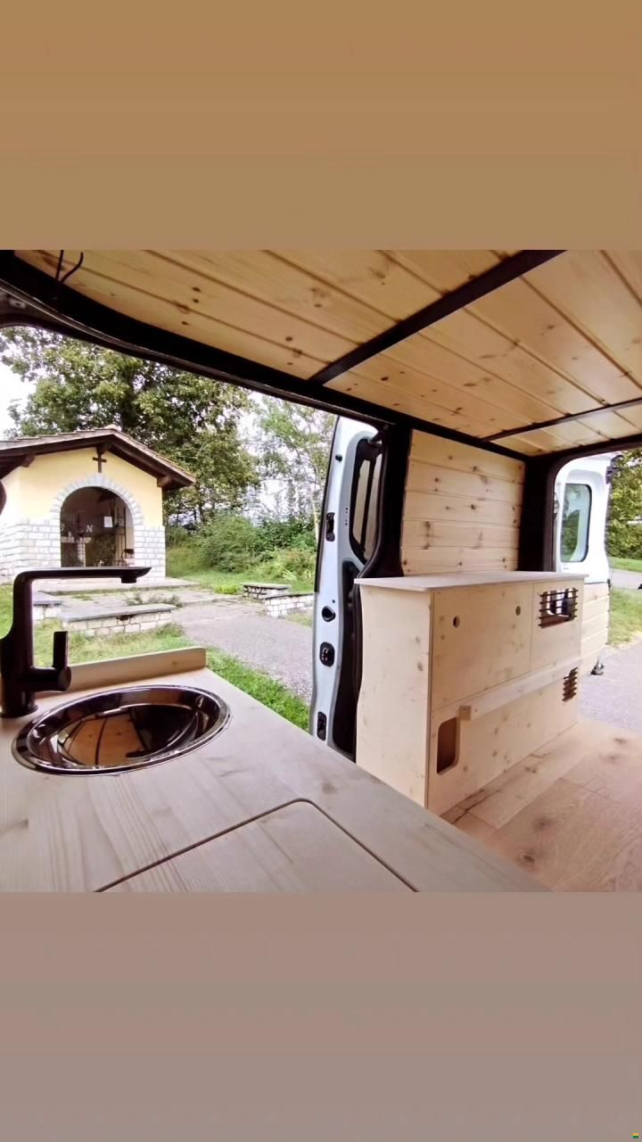 Renault Trafic Camper Van Am&eacute;nag&eacute;