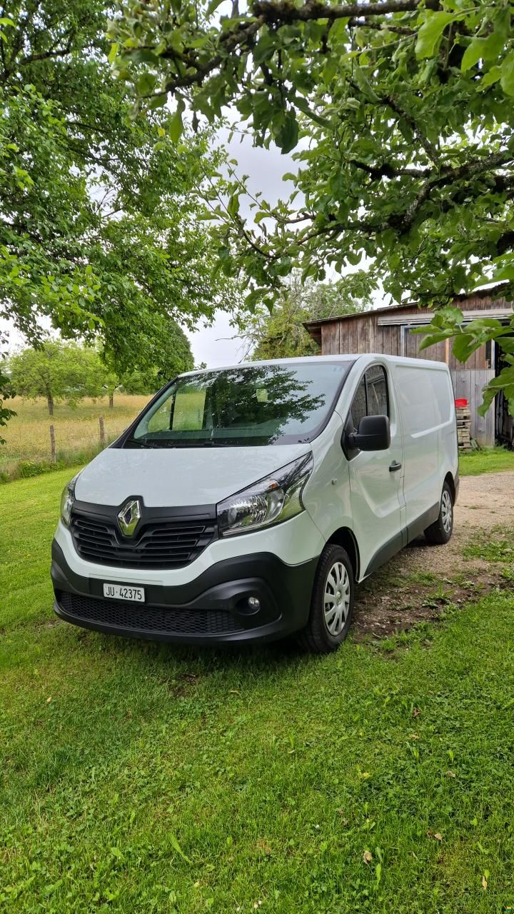 Renault Trafic Camper Van Am&eacute;nag&eacute;
