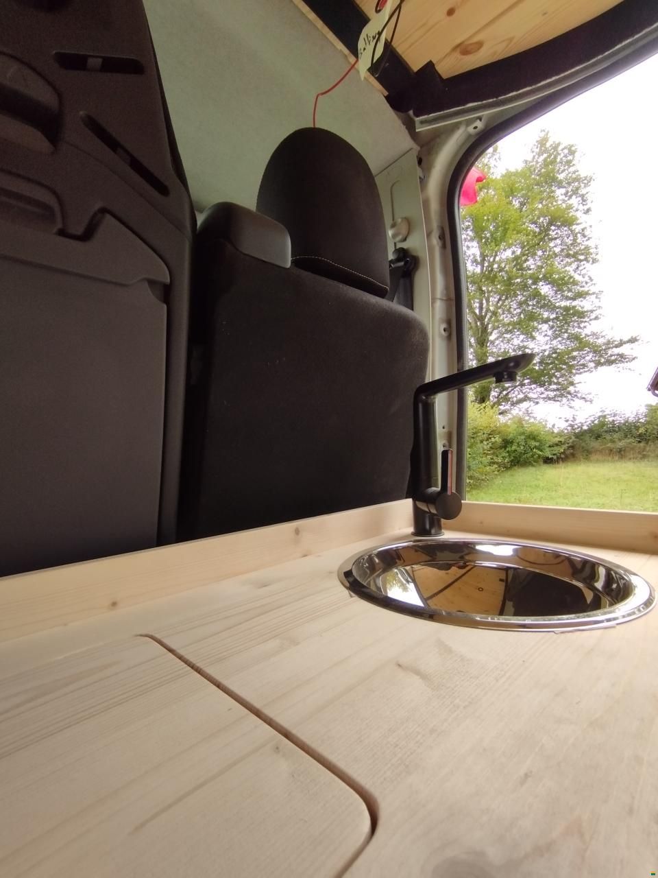 Renault Trafic Camper Van Am&eacute;nag&eacute;