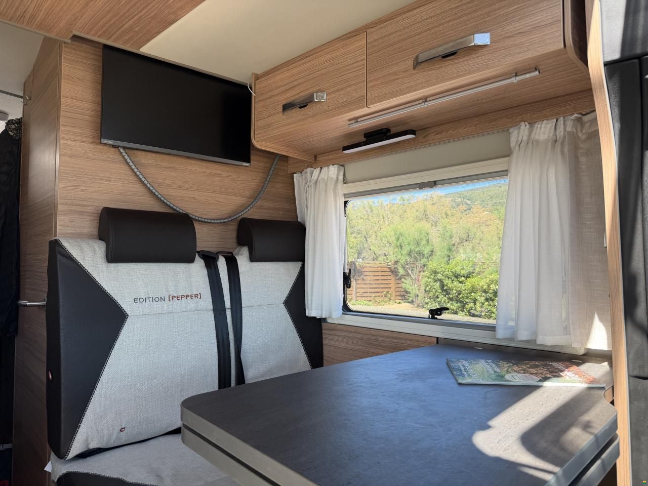 Weinsberg CaraCompactSuite MB640 Pepper