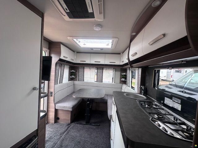 Knaus 450 FU Silver Edition