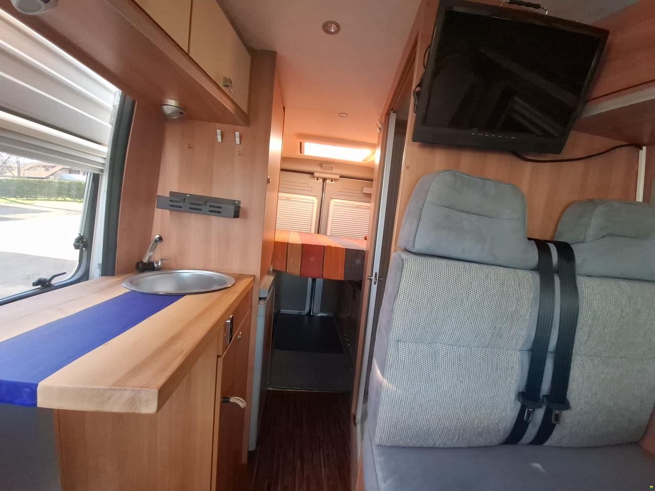 Hymer Car 322
