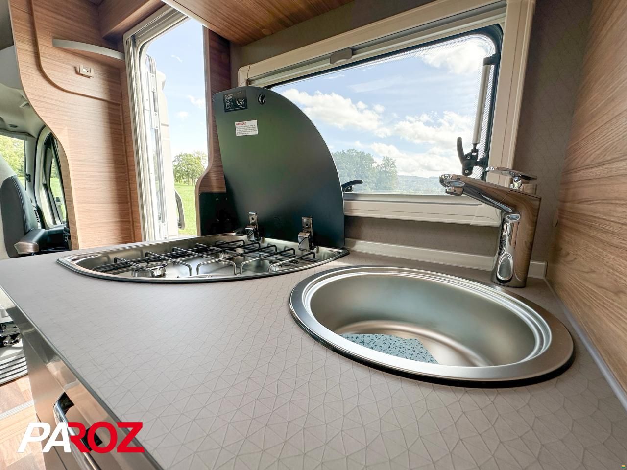 Weinsberg Cara Compact 600 MEG Edition [Pepper]