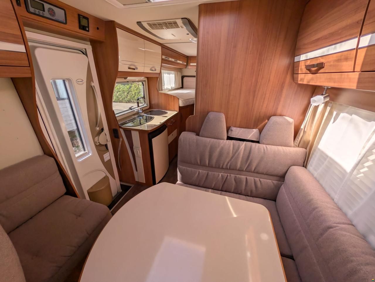 Eura Mobil Terrestra T 650 EB