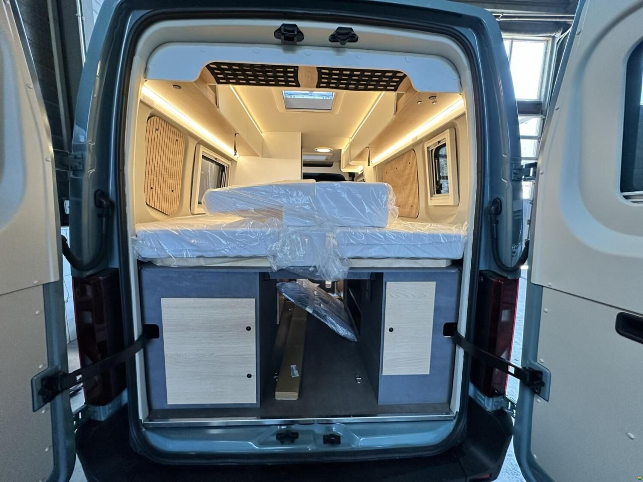 Ahorn Van CV 630
