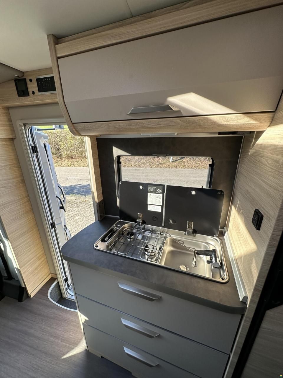 Knaus Van TI PLUS PLATINUM SELECTION 650 MEG