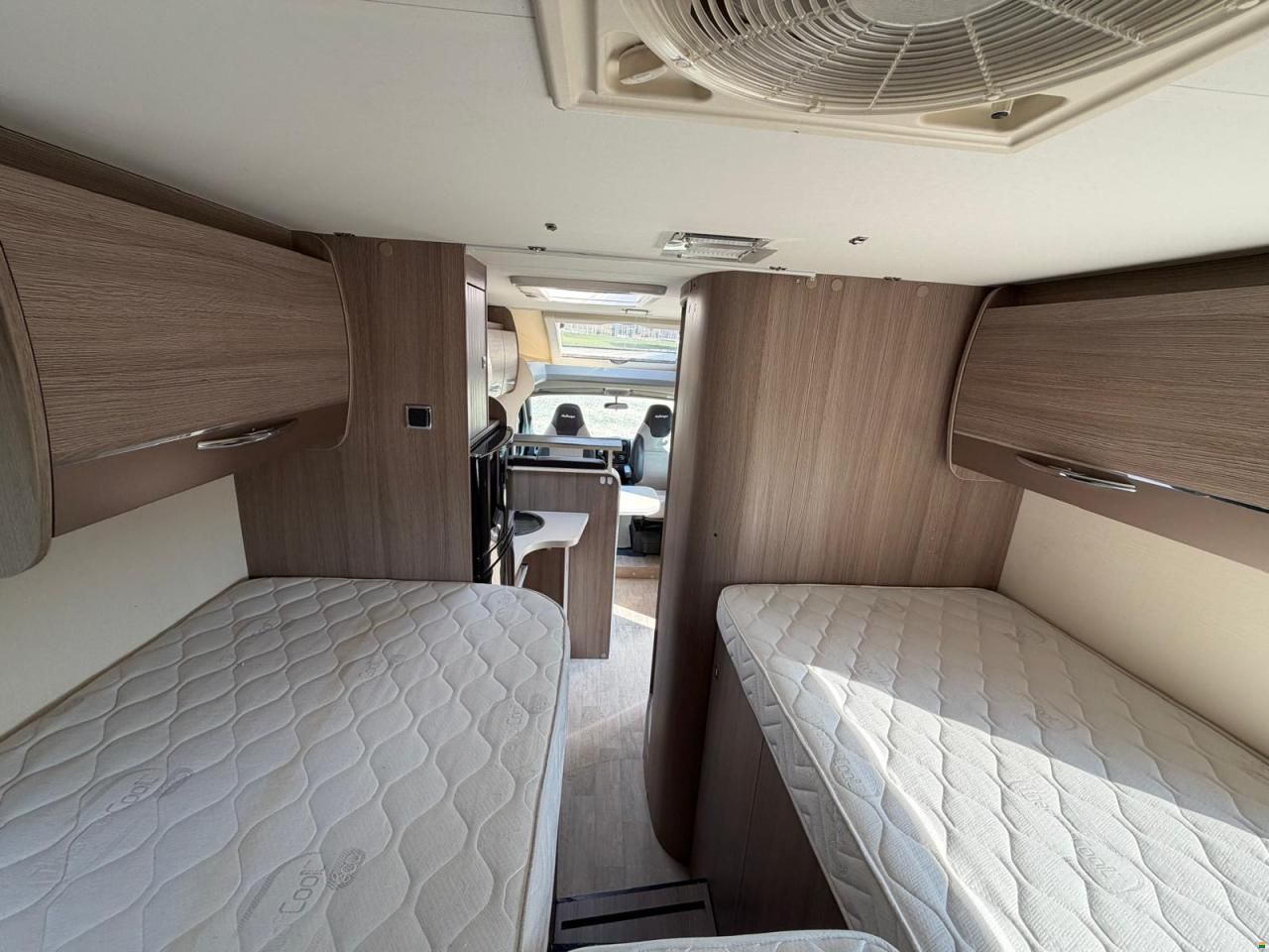 Challenger Ducato 2.3JTD 150PS **LÄNGSBETT-GARAGE**