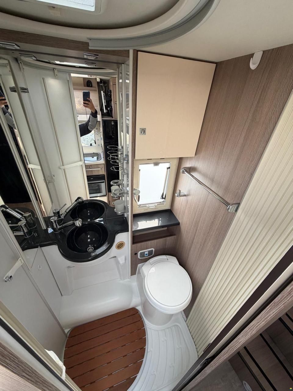 Challenger Ducato 2.3JTD 150PS **LÄNGSBETT-GARAGE**