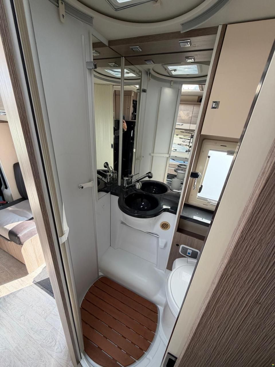 Challenger Ducato 2.3JTD 150PS **LÄNGSBETT-GARAGE**