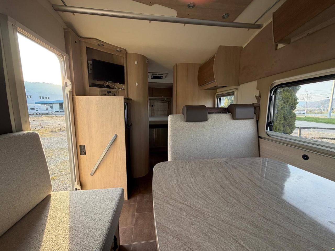 Bürstner NEXXO**FIFTY-FIVE EDITION **QUEENSBETT**