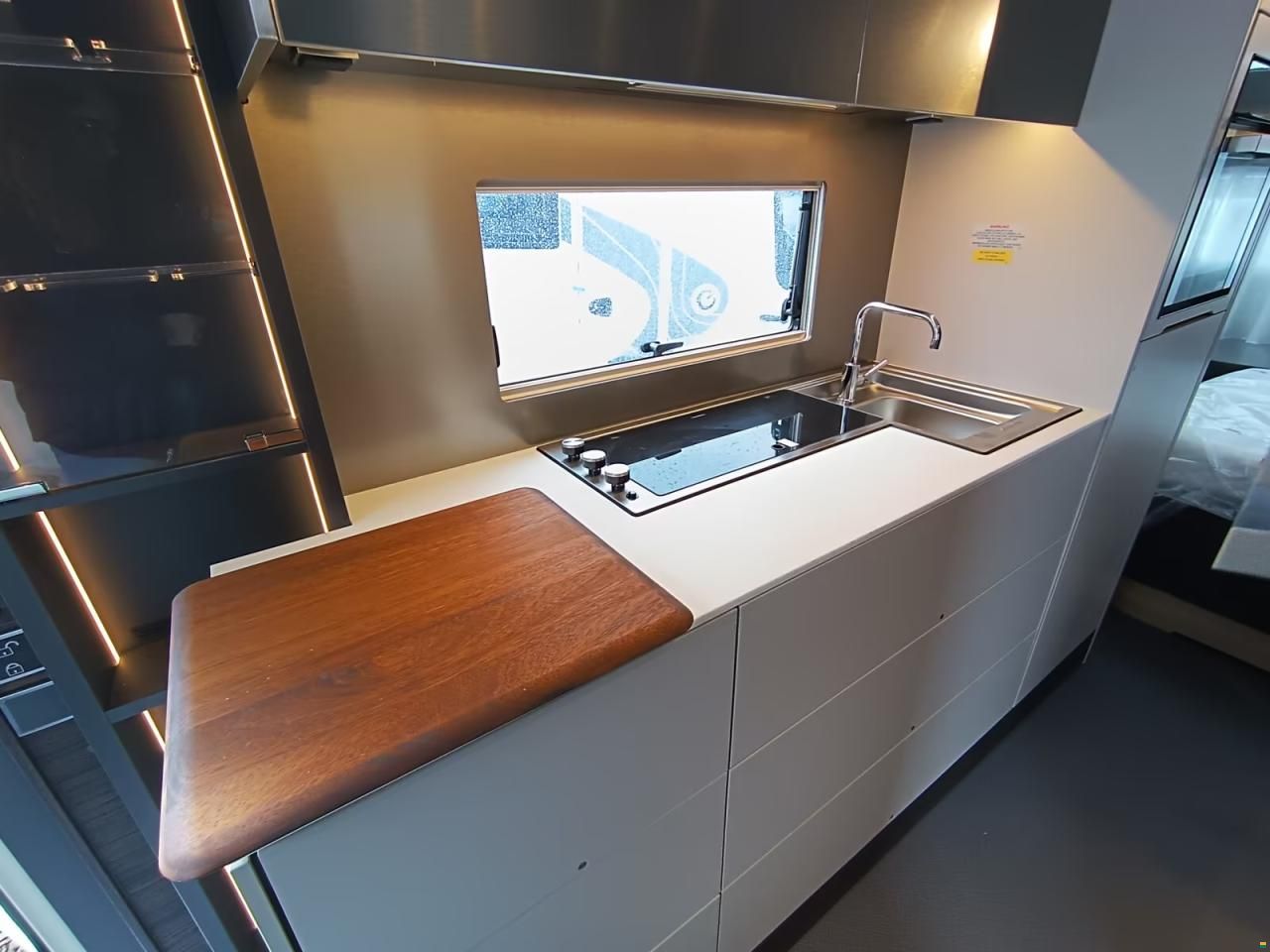 Adria Astella 644 DP