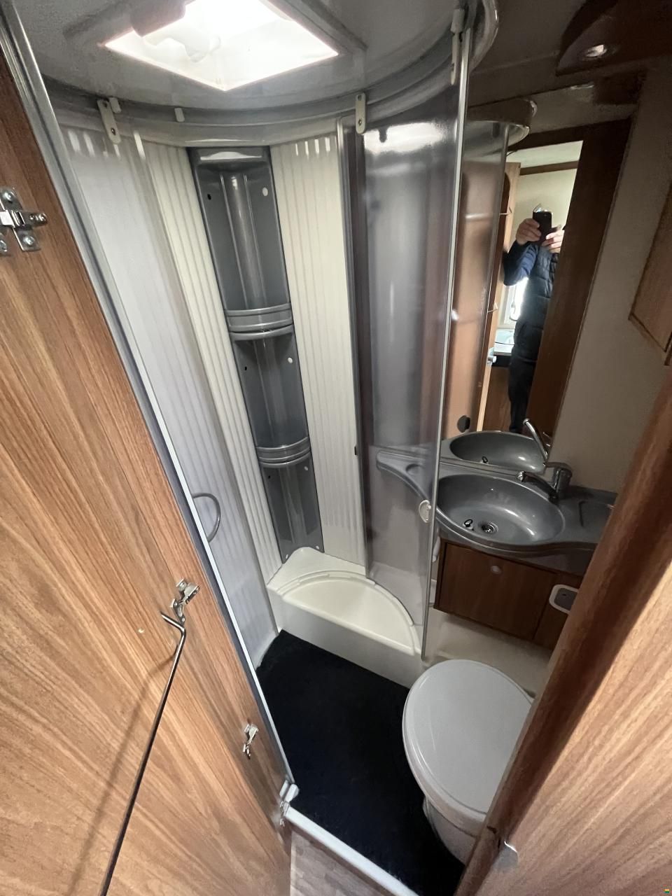 Carado T 337 Top Zuladung!!