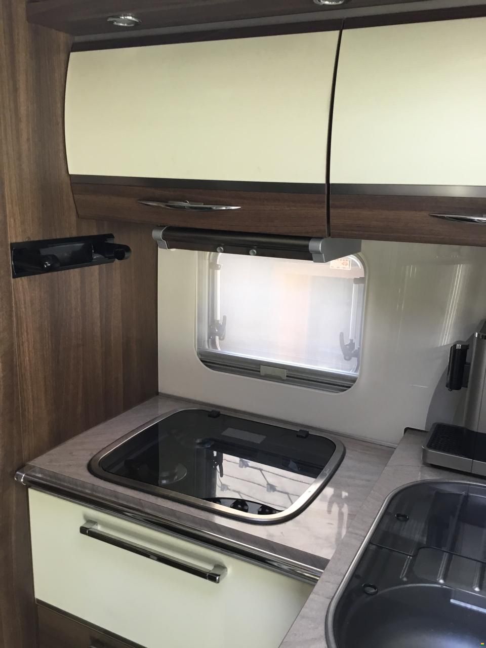 B&uuml;rstner Elegance i 890