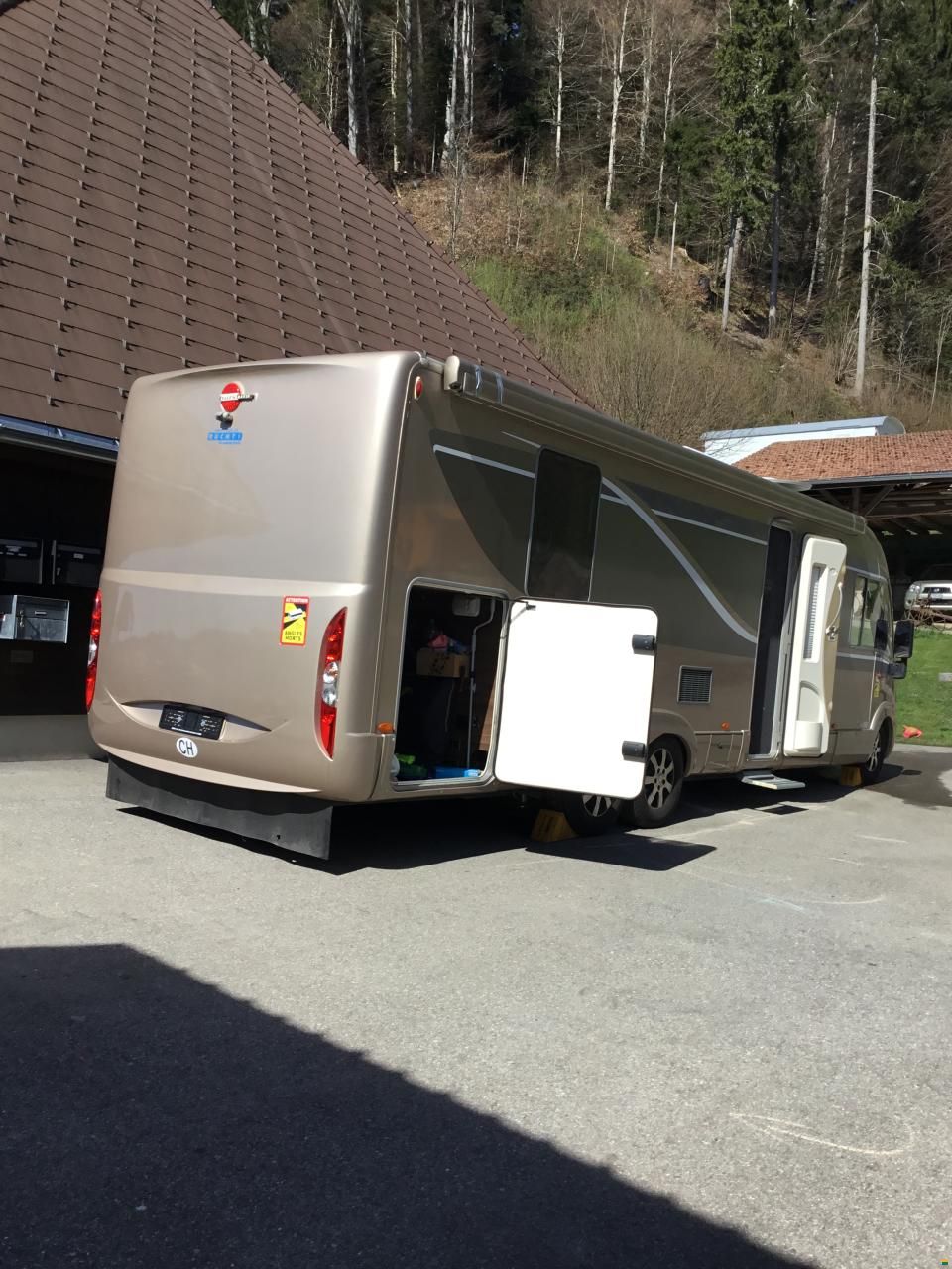 B&uuml;rstner Elegance i 890