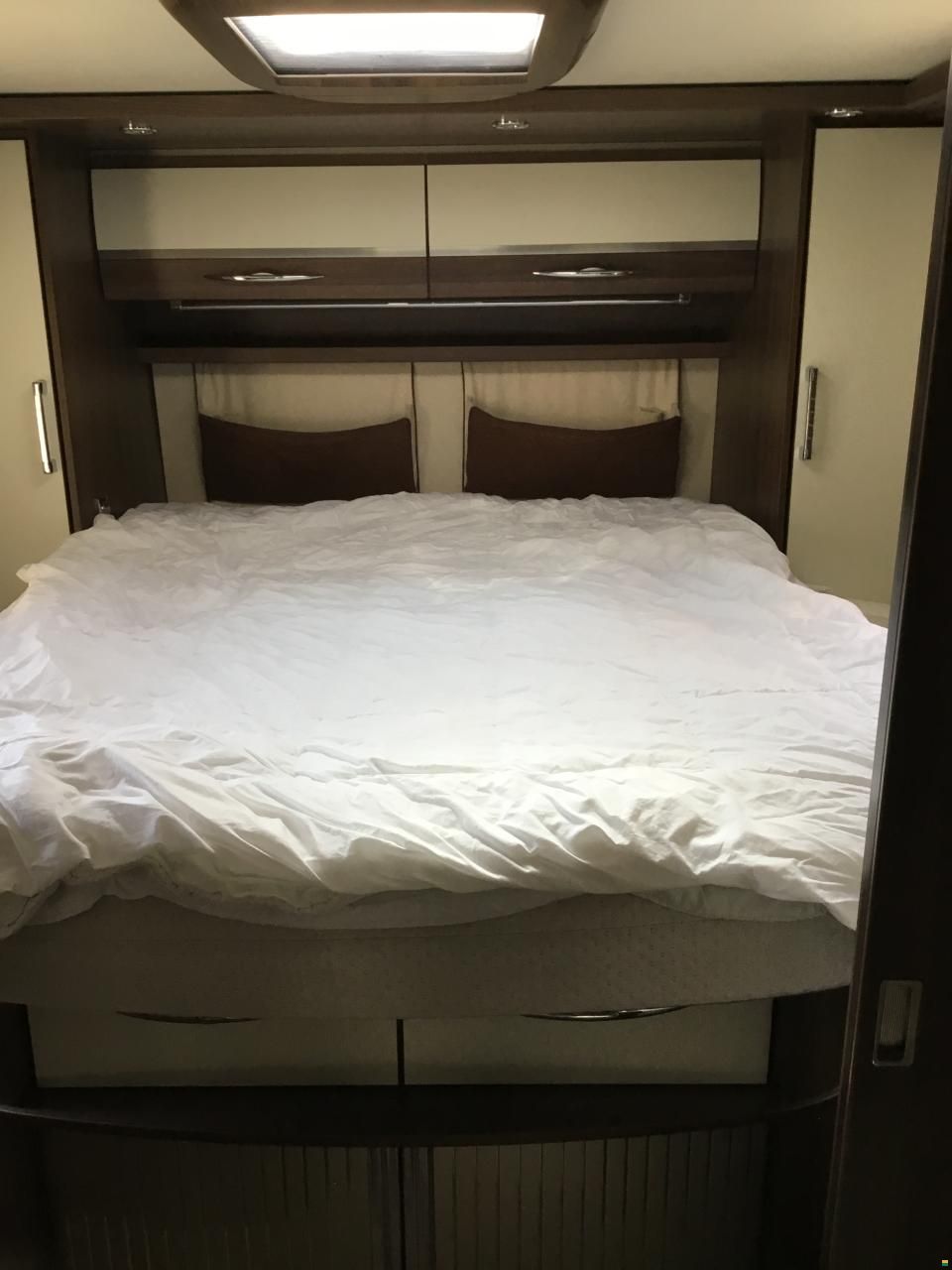 B&uuml;rstner Elegance i 890