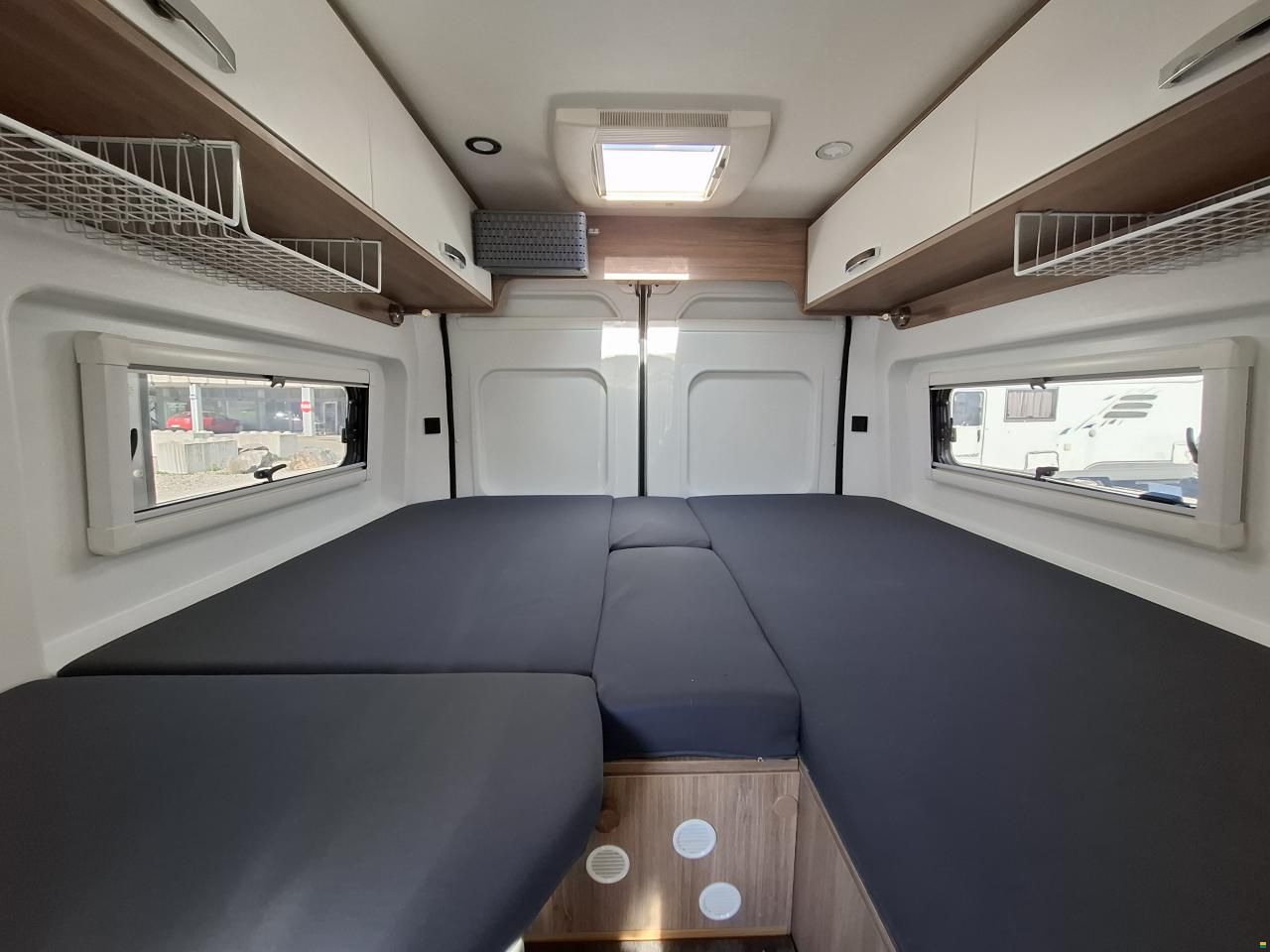 Pilote V600J - Längsbett!