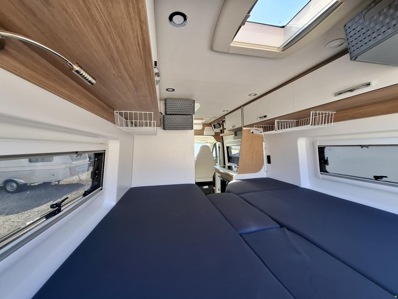 Pilote V600J - Längsbett!