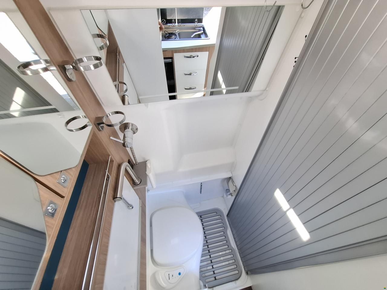 Pilote V600J - Längsbett!