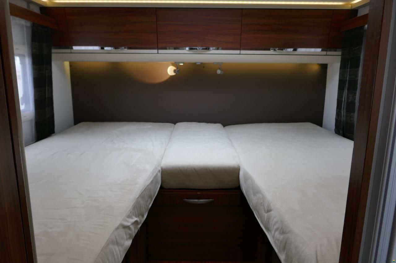 Adria Matrix M 670 SL