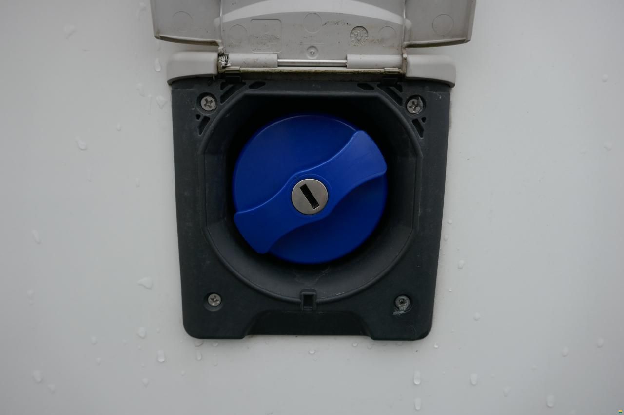 Adria Matrix M 670 SL