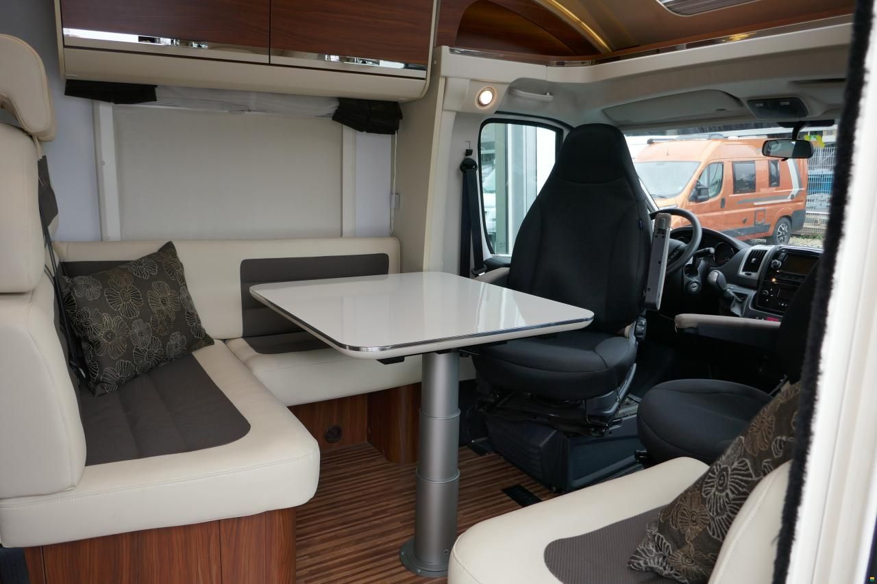 Adria Matrix M 670 SL