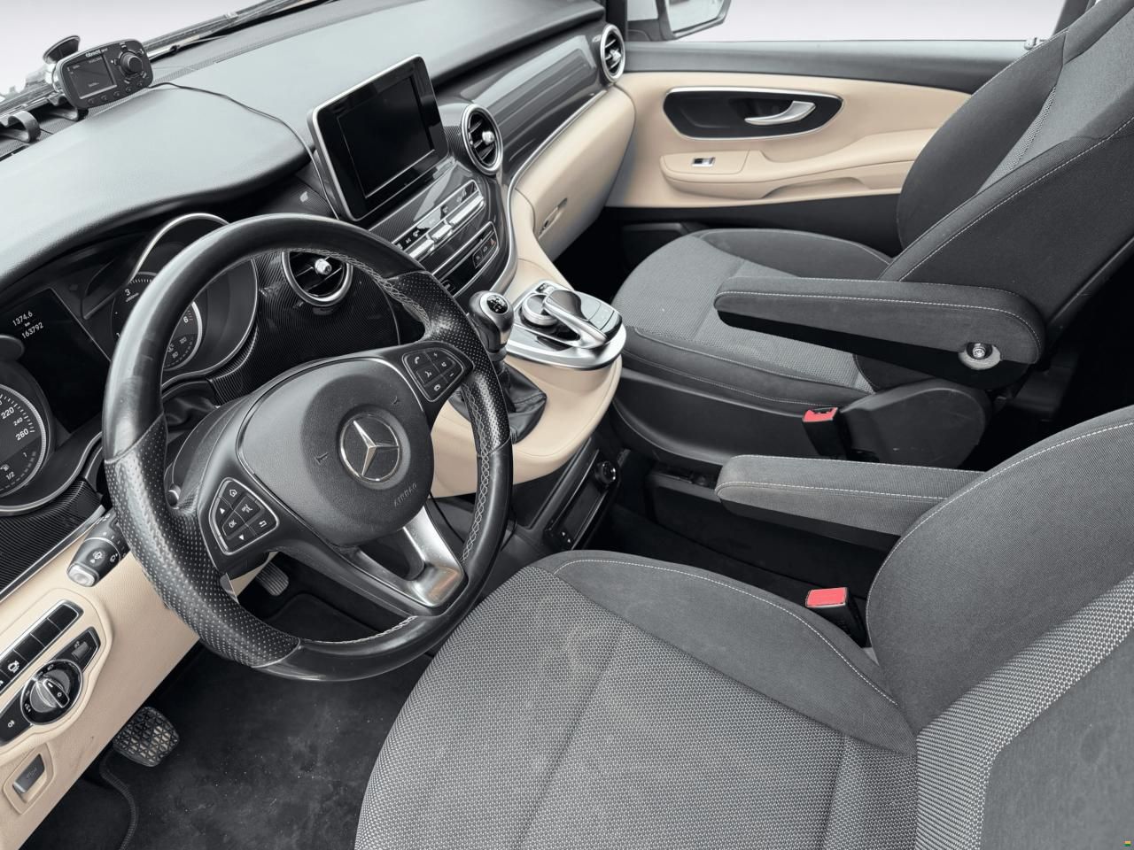 Mercedes Benz Marco Polo 220 d