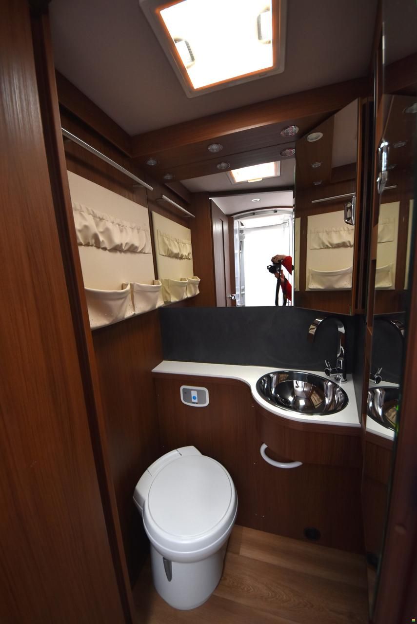 Niesmann-Bischoff ARTO 76LE