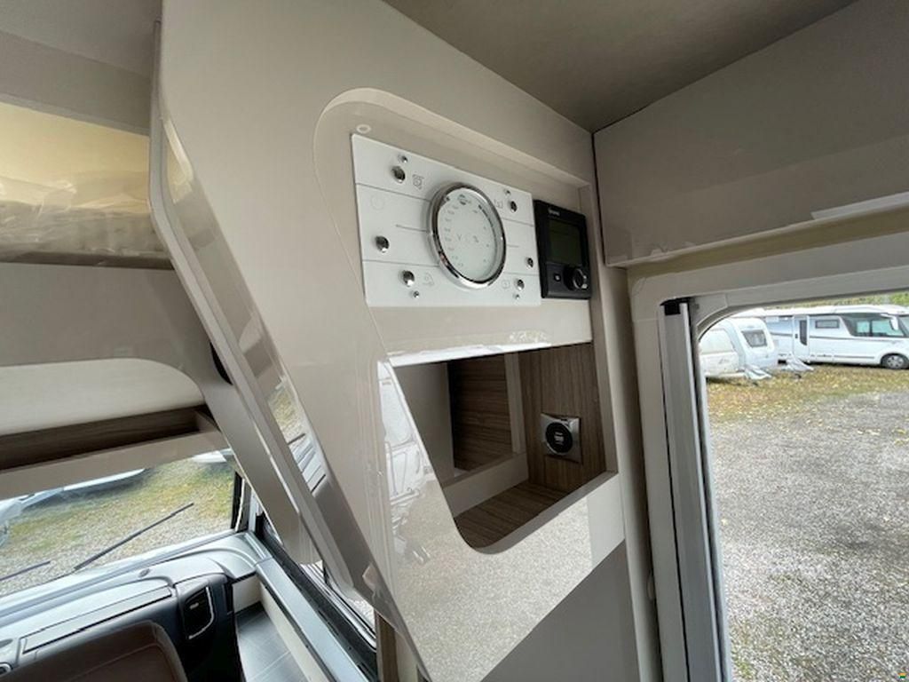 B&uuml;rstner Lyseo I 690 G Harmony Line