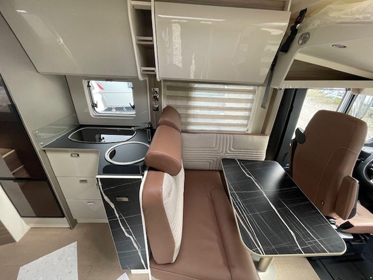 B&uuml;rstner Lyseo I 690 G Harmony Line