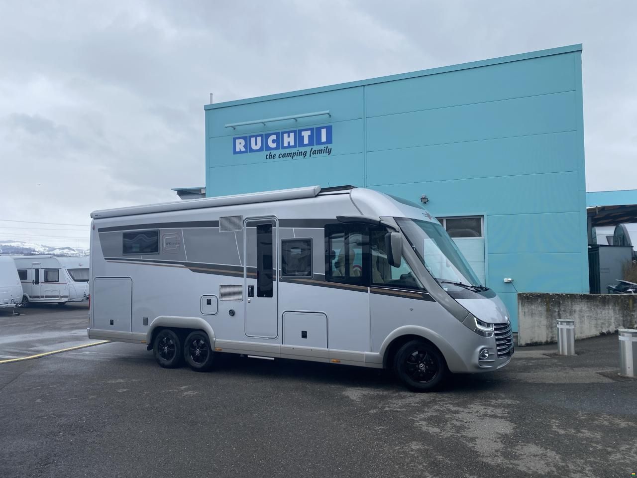 Carthago Chic E-Line I51 QB