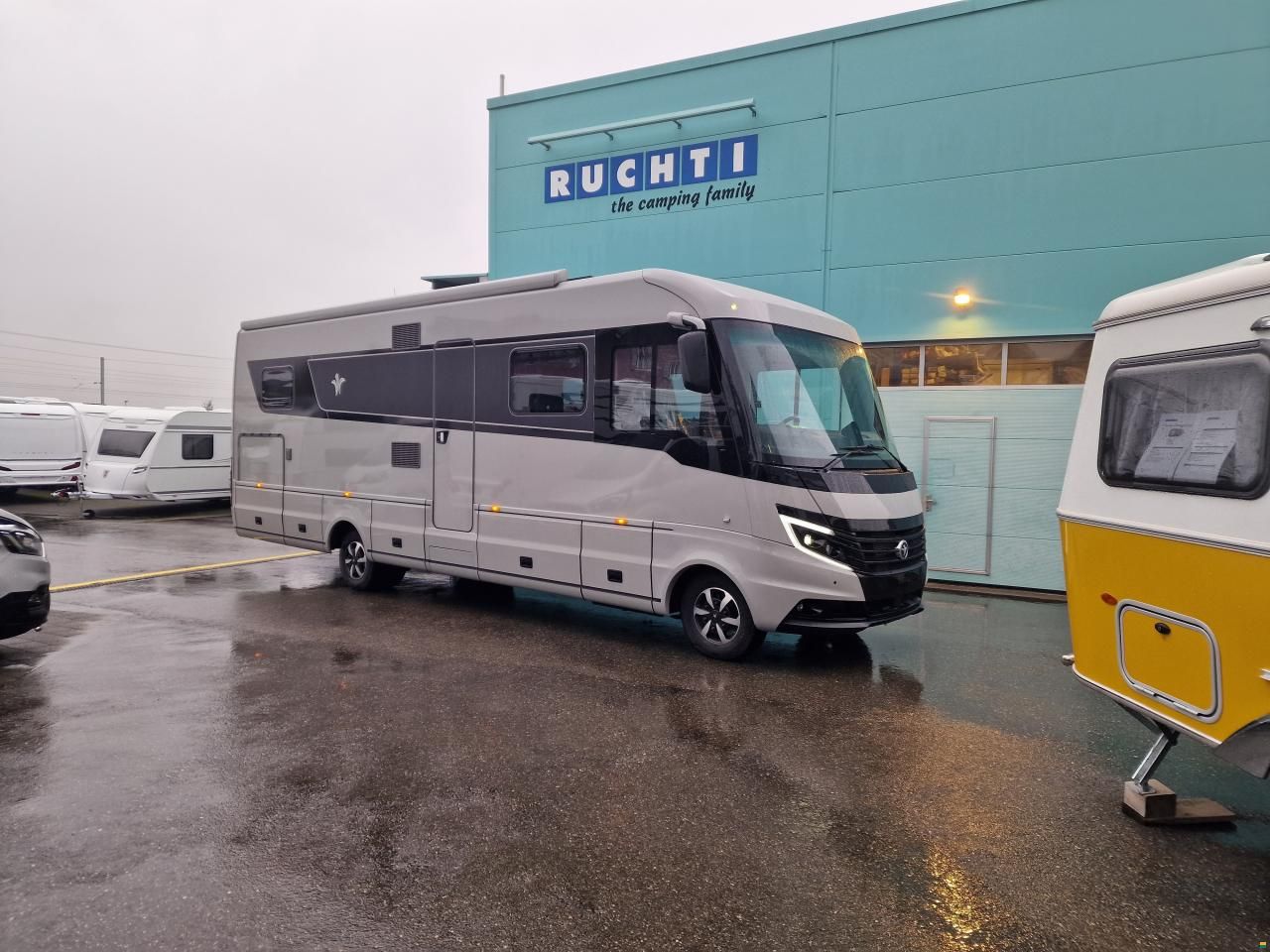 Niesmann-Bischoff Flair 920