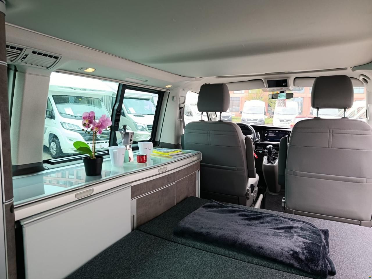 Volkswagen California T6.1 Ocean Liberty Edition