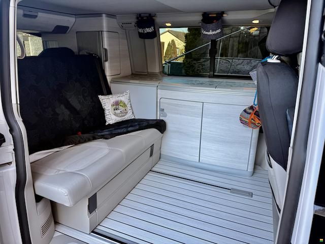 Volkswagen T6 California 2.0 TDI Ocean GREY