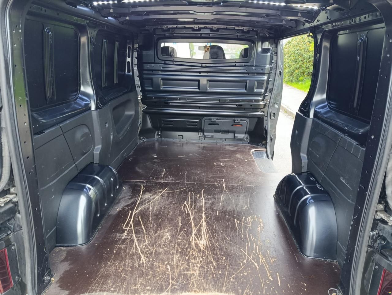 Renault Trafic dCi 145