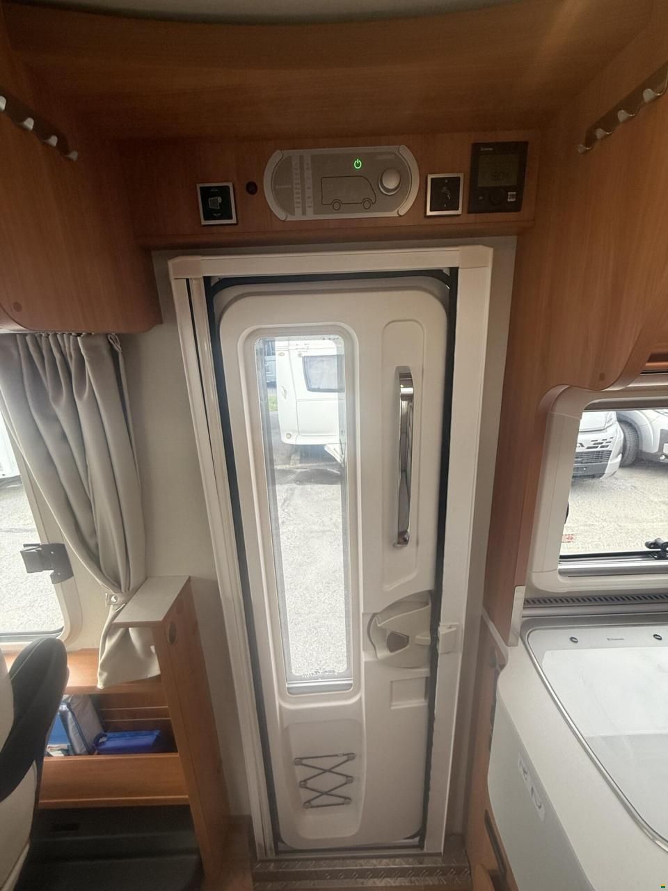 Hymer Exsis-i 578