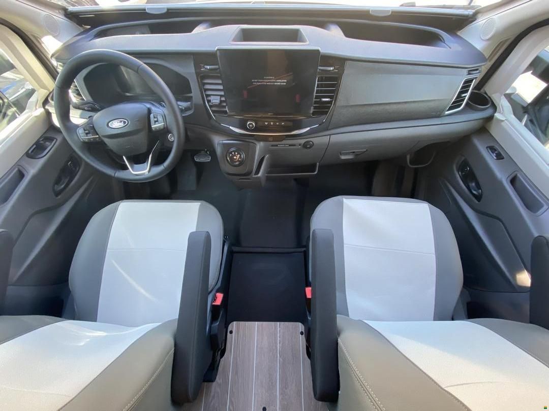 Roller Team Zefiro 285 TL, Ford 165PS Automat