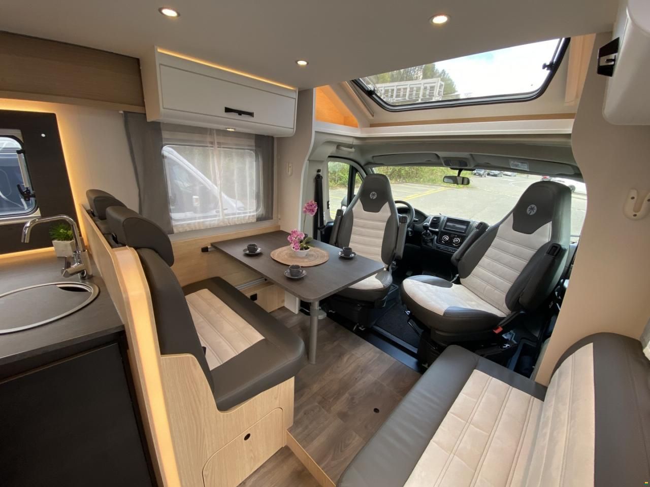 Sunlight Adventure T67, Fiat Ducato 2.2MJ 140PS