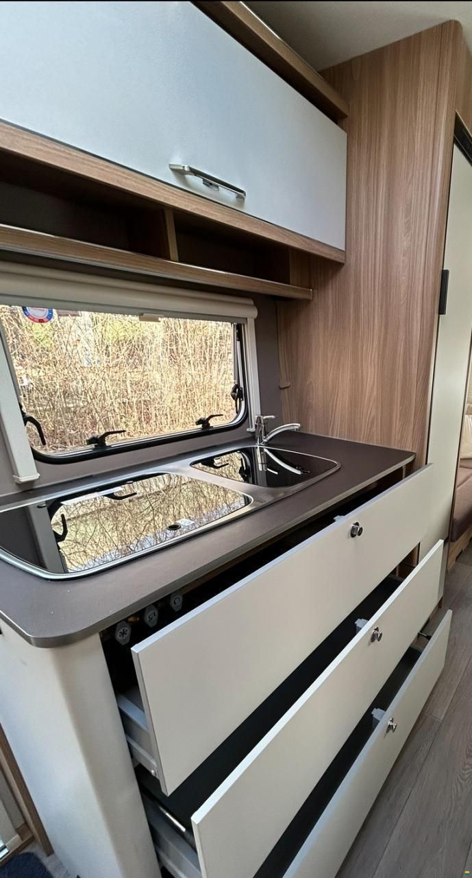 B&uuml;rstner Premio Plus 440