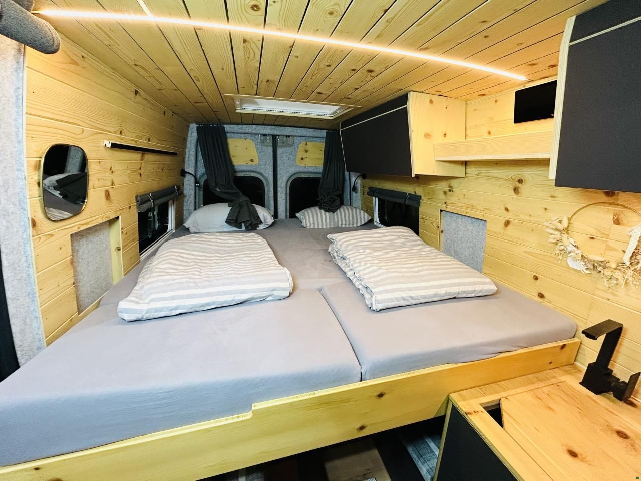 Mercedes Benz Budfellas