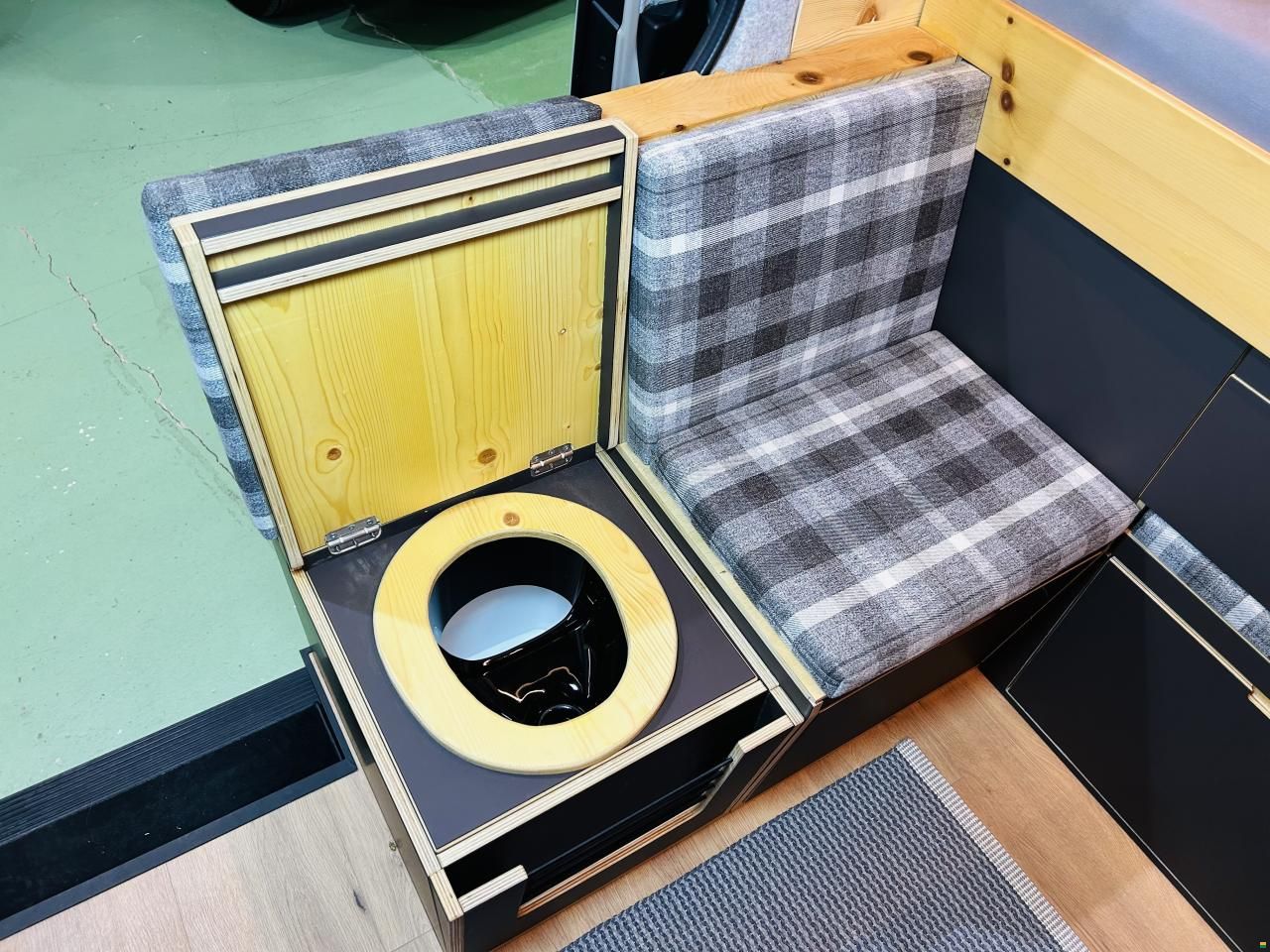 Mercedes Benz Budfellas