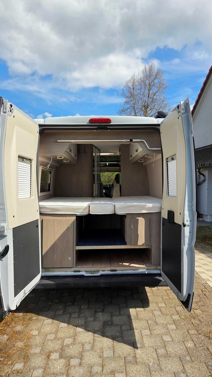 Challenger V217 Road Edition Premium