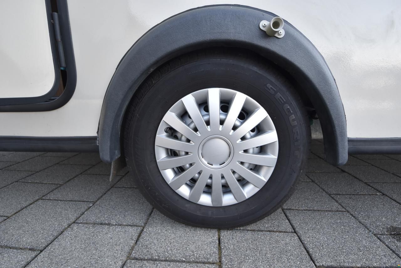 Carpento Caravan 410