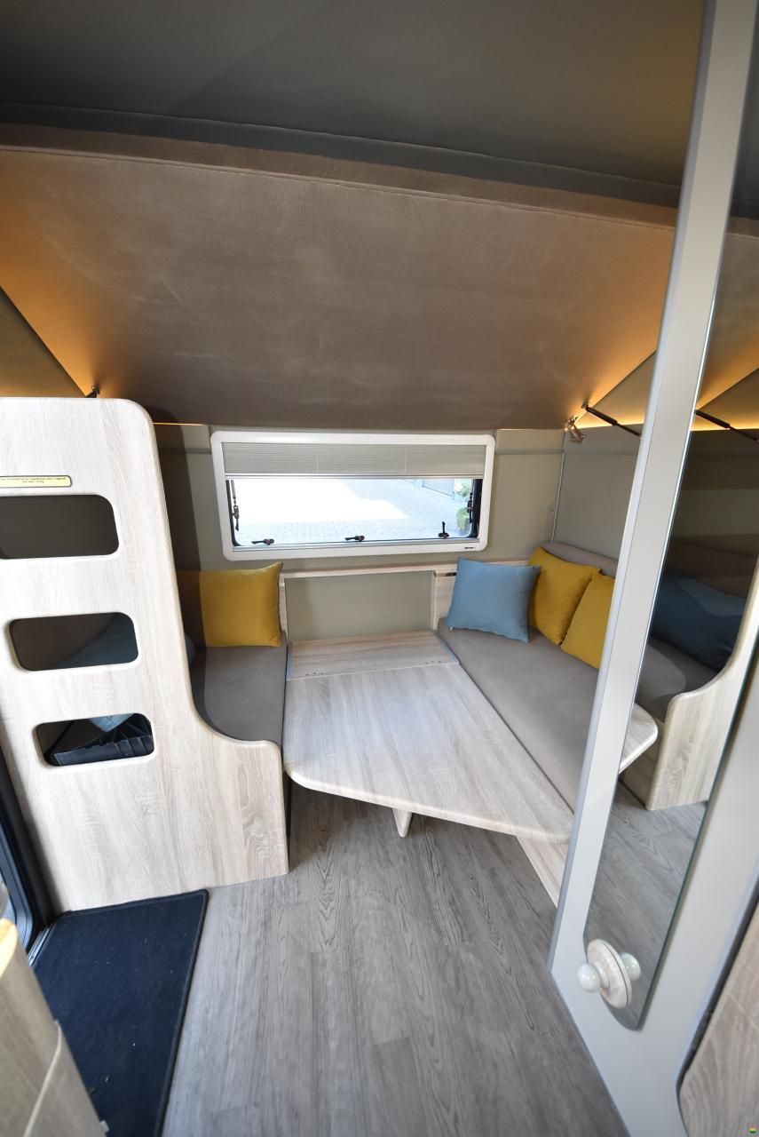 Carpento Caravan 410