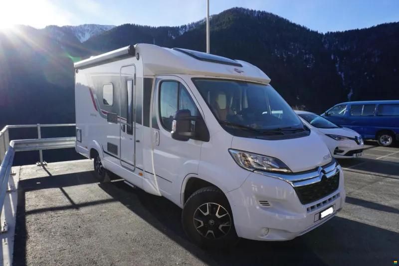 B&uuml;rstner Nexxo Van 659